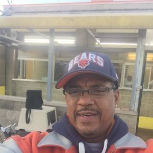 Meet your Posher, Gregory